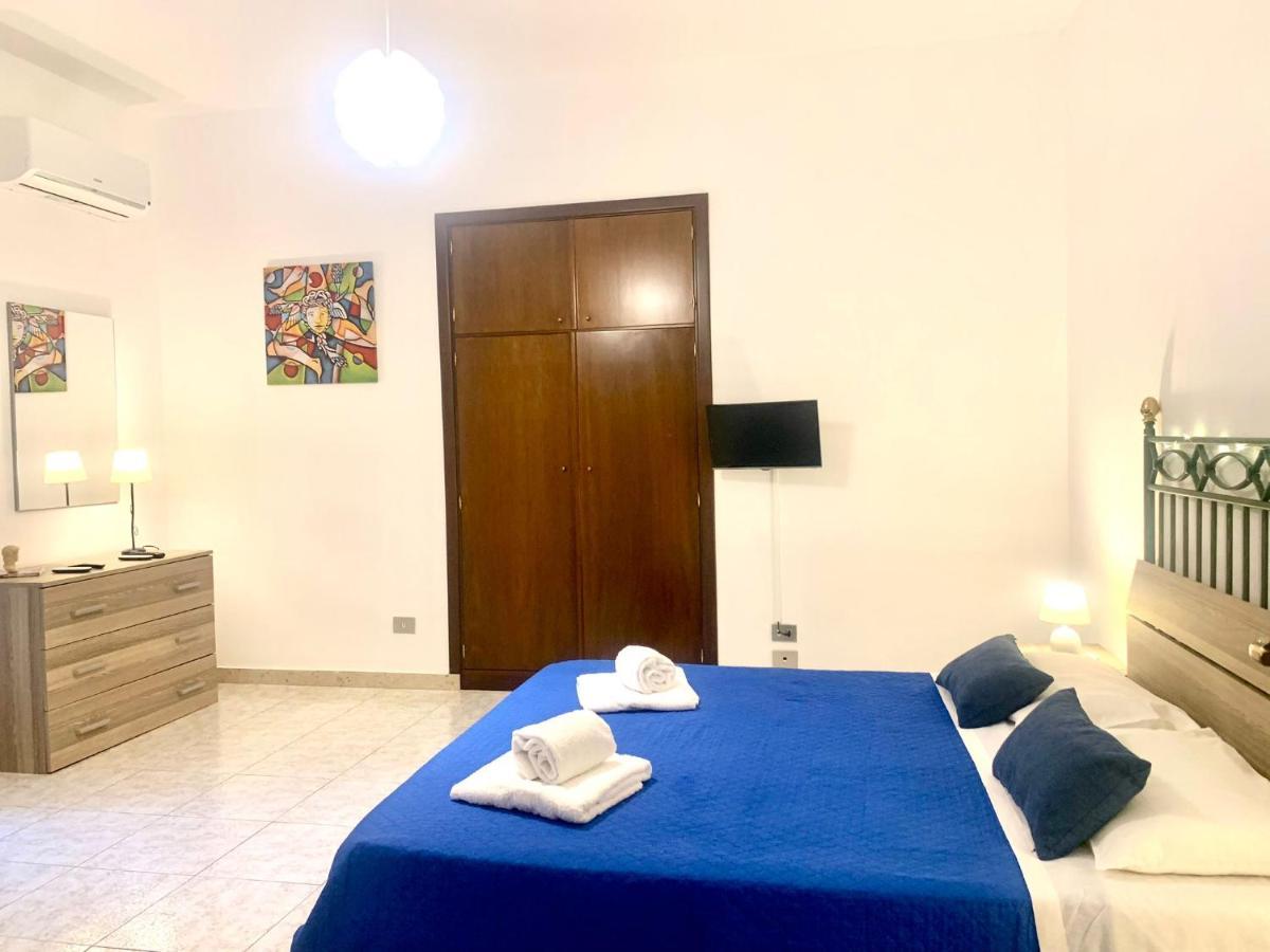 Apartamento A Un Passo Dal Massimo 1 Palermo Exterior foto