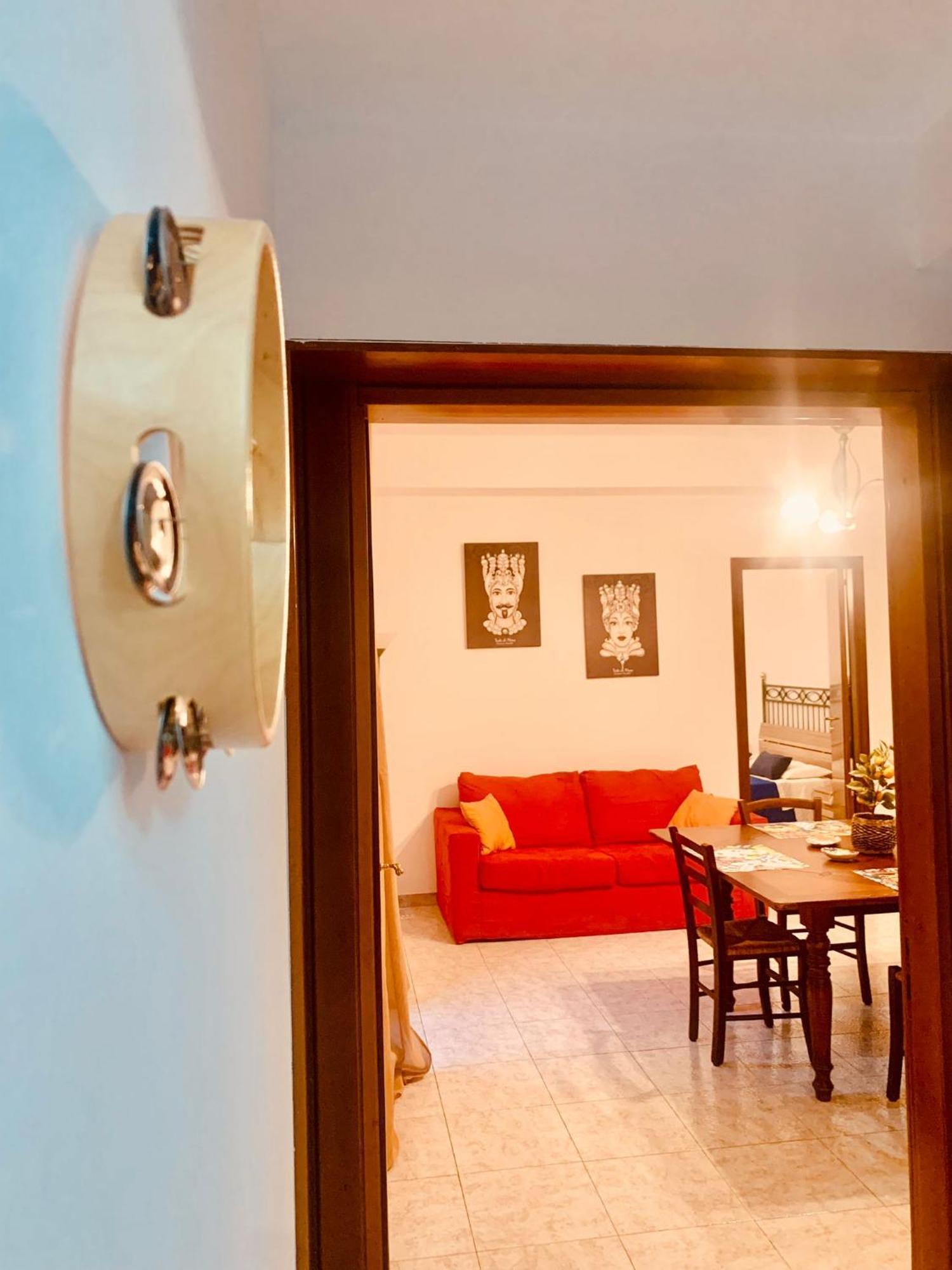 Apartamento A Un Passo Dal Massimo 1 Palermo Exterior foto